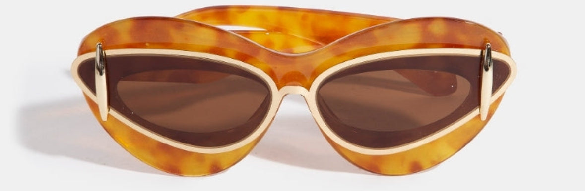 Cat eye sunglasses