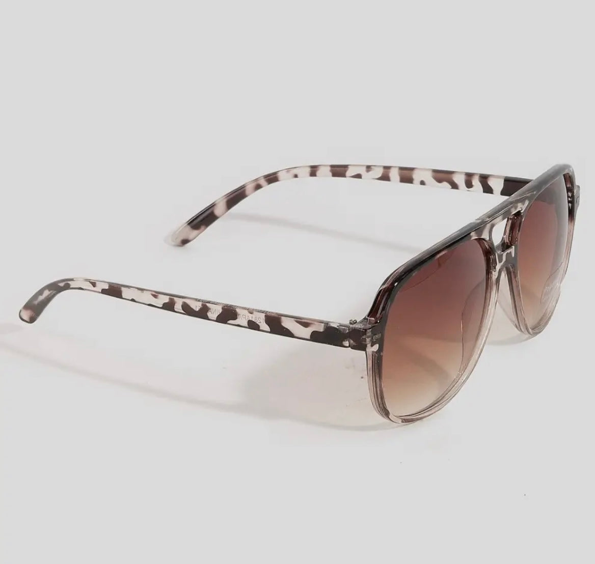 Vintage Style 
Sunglasses