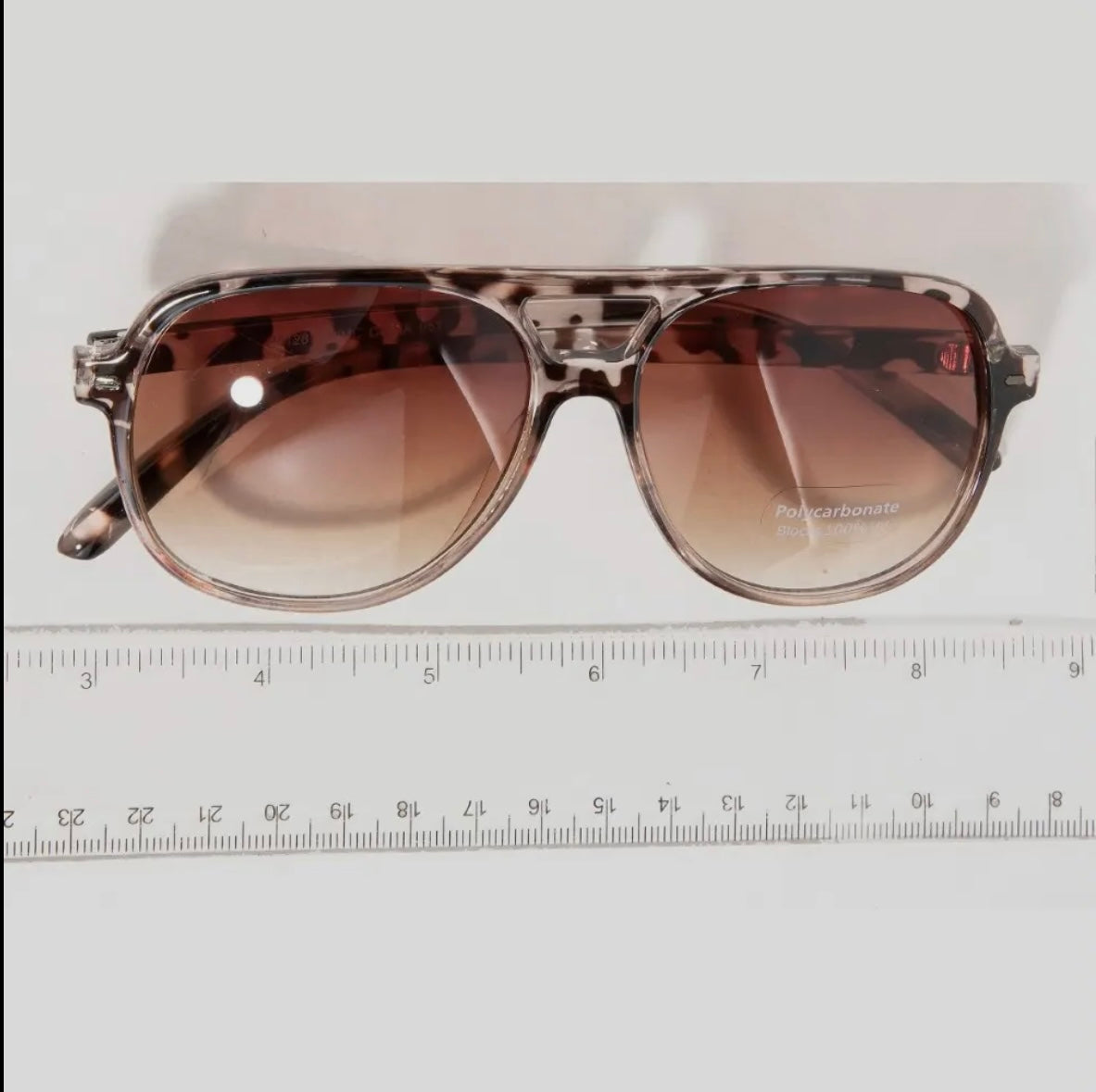 Vintage Style 
Sunglasses
